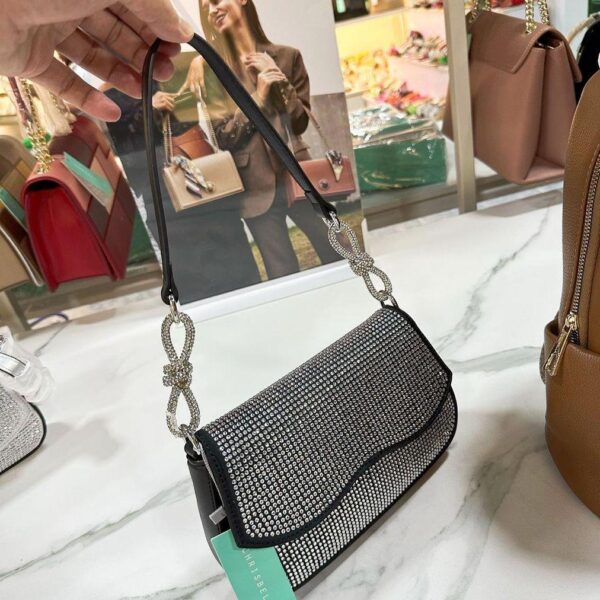 Chrisbella2157 POB136