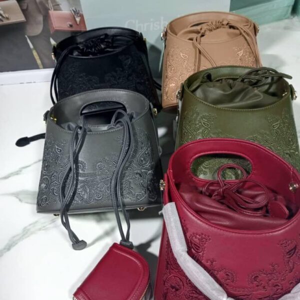 Chrisbella2113 POB508